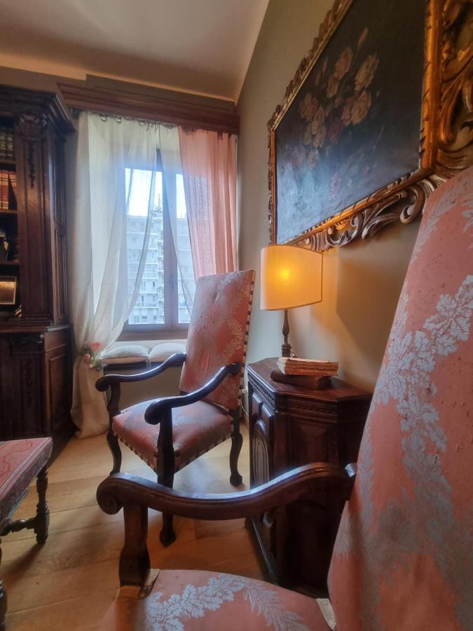 אאוסטה L'Atelier Du Temps - Suendesua' Appartement מראה חיצוני תמונה